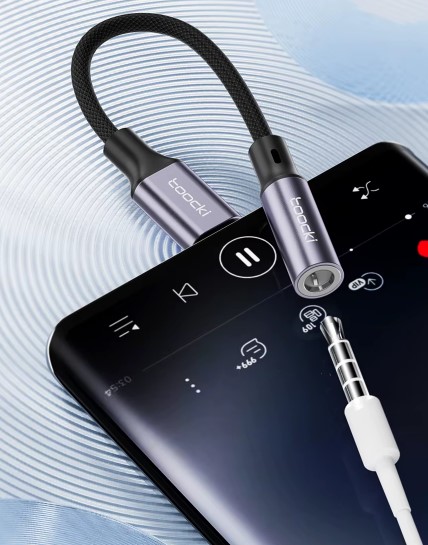 TOOCKI TYPE-C TO 3.5MM FEMALE AUDIO JACK
